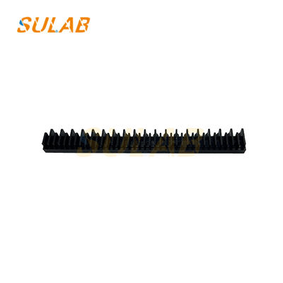 SULAB Plast Yellow Escalator Step Edge Strip và Black Tread Strip Model XAA455K1 cho cảnh báo an toàn