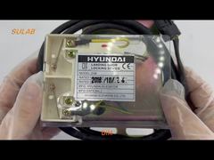 Thiết bị khóa cửa thang máy Tiếp điểm di động Móc sảnh thang máy Thiết bị cửa tầng Khóa cửa thang máy