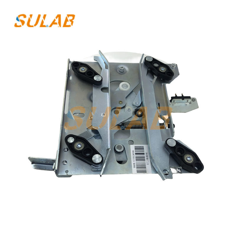 KM902670G13 R6 Short Arm Door Knife with Thickened Galvanized Steel Plate and Built-in Lock Mechanism for Elevator Door Operator Safety
