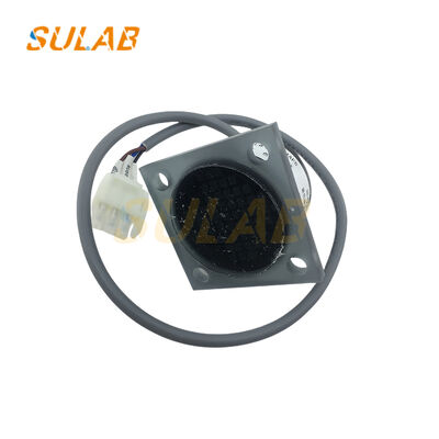 OTIS XAA424AF5 Địa chỉ chạy thang cuốn gốc với tín hiệu hành khách màu đỏ / xanh lá cây 24 VDC và ống kính polycarbonate ổn định tia UV